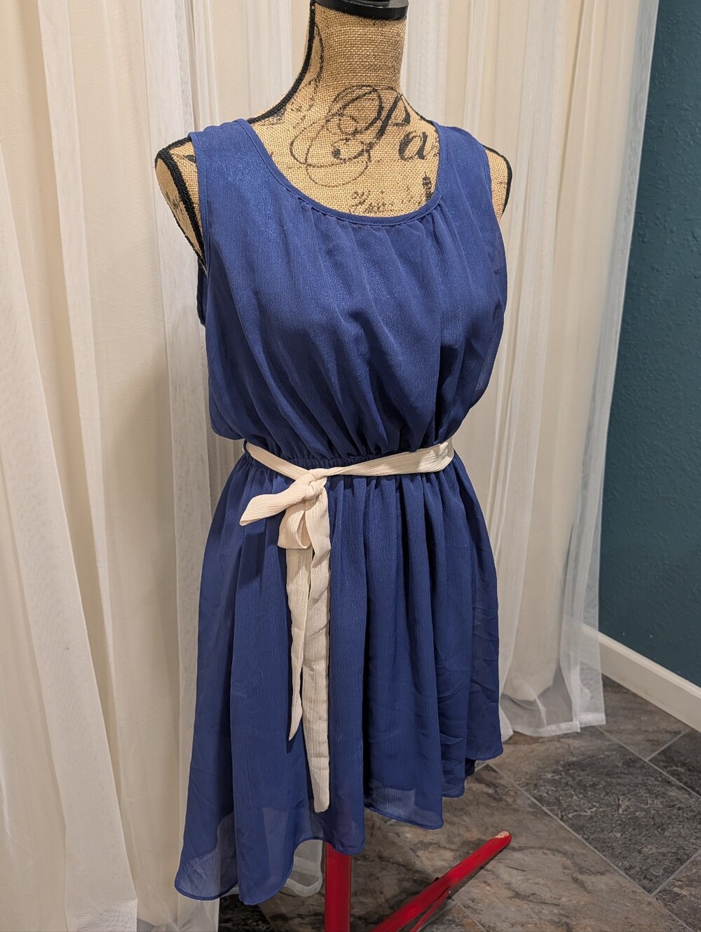 Navy High-Low Chiffon Dress with Cream Tie - Picture 3 of 7